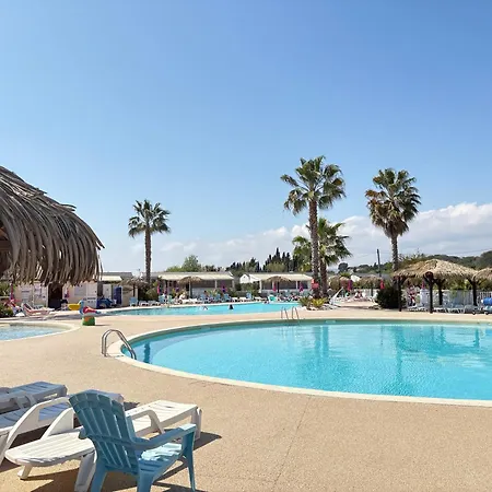 Le Cabanon Camping Fréjus