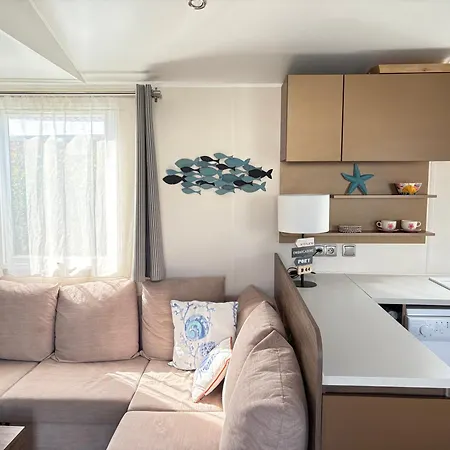 Le Cabanon Camping Fréjus