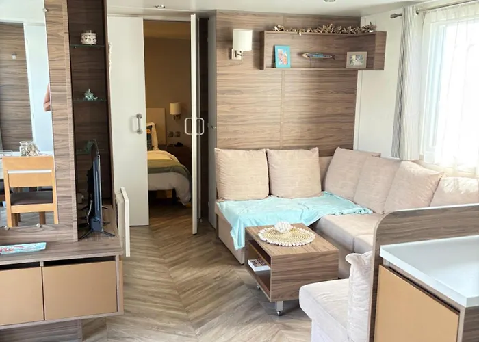 Кемпинг Le Cabanon Фрежюс